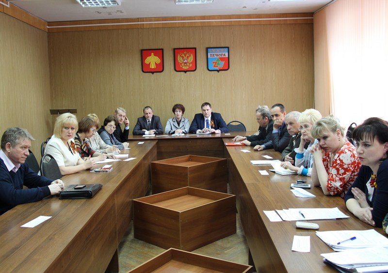 Общественность одобрила проект строительства Центра в деревне Бызовой.